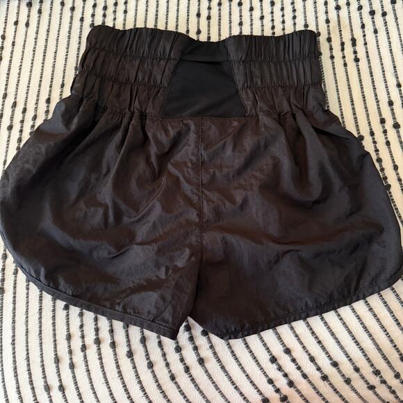 FREE PEOPLE | Black The Way Home Workout Run Shorts | Extra Small - Picture 3 of 5